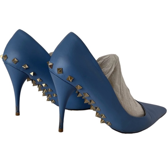 Authentic Valentino Garavani Blue leather Rockstud heels size 40 - Picture 2 of 16